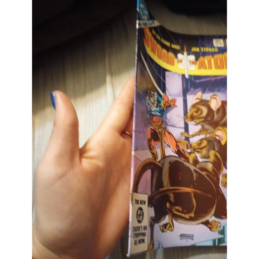 Sword‎ of the atom comic
